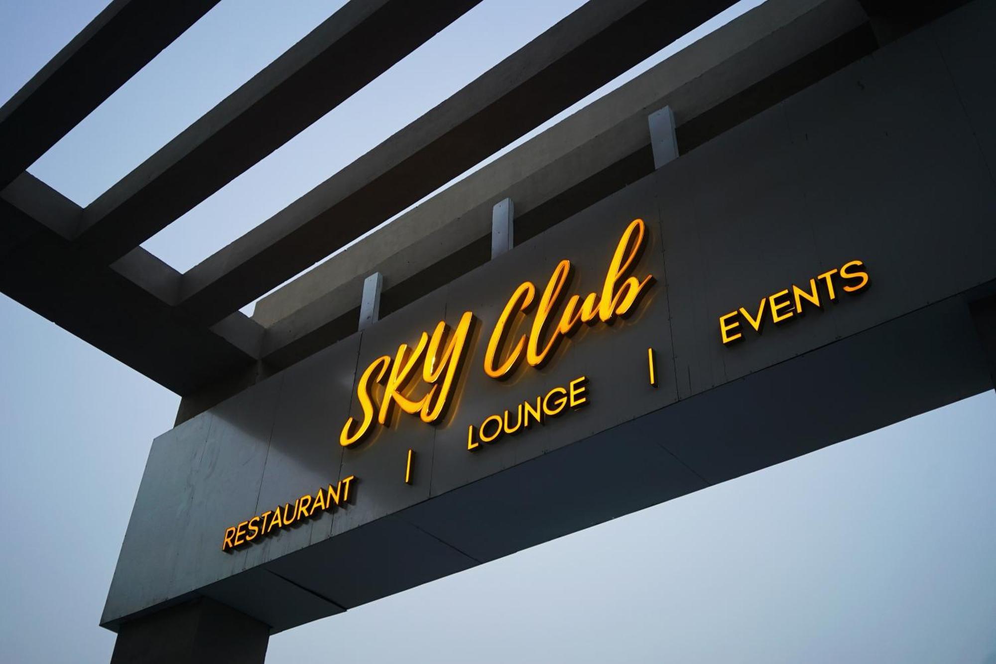 Rhythm Gurugram Hotel & Suites, Sohna Road Gurgaon Extérieur photo